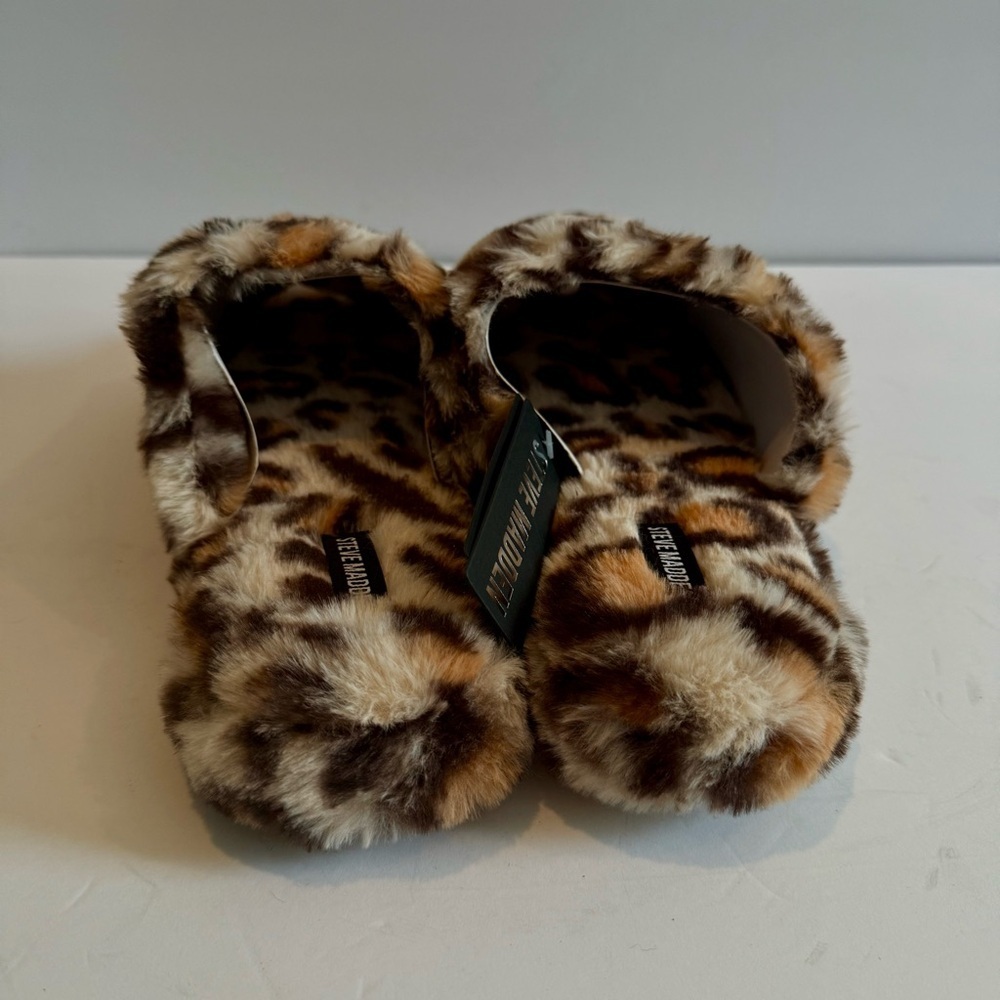 Steve Madden Fuzzy Leopard Slippers Women size XL (9-10) - Picture 4 of 7